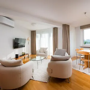 apt-metro-imielin-2-bedroom.warsawhotelspoland.com/