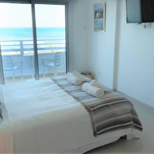 larnaca-seaview-luxury-suites.hotelsatayianapa.com/